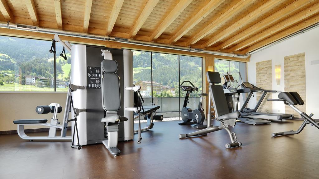 Alpina Zillertal . Family Lifestyle Kinderhotel Фюген Экстерьер фото