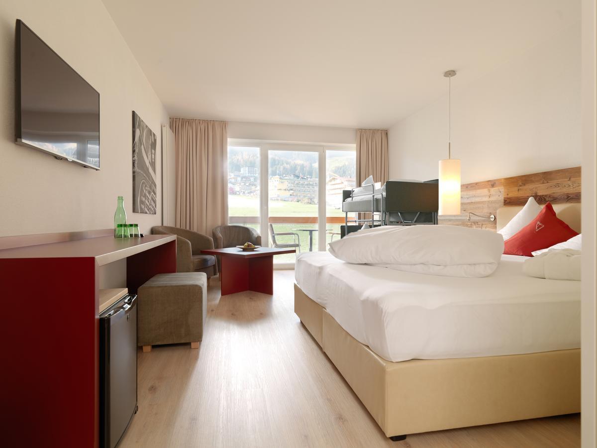Alpina Zillertal . Family Lifestyle Kinderhotel Фюген Экстерьер фото